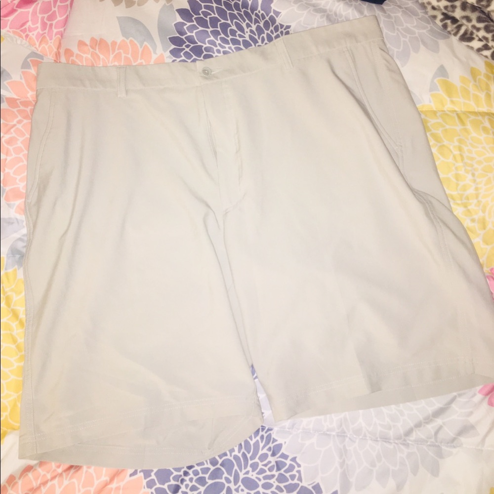 Cypress Club size 42 khaki for men nwot